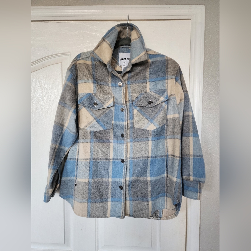 RSQ Flannel Shacket Relaxed Fit Blue Gray Plaid with Pockets Women's Size Small